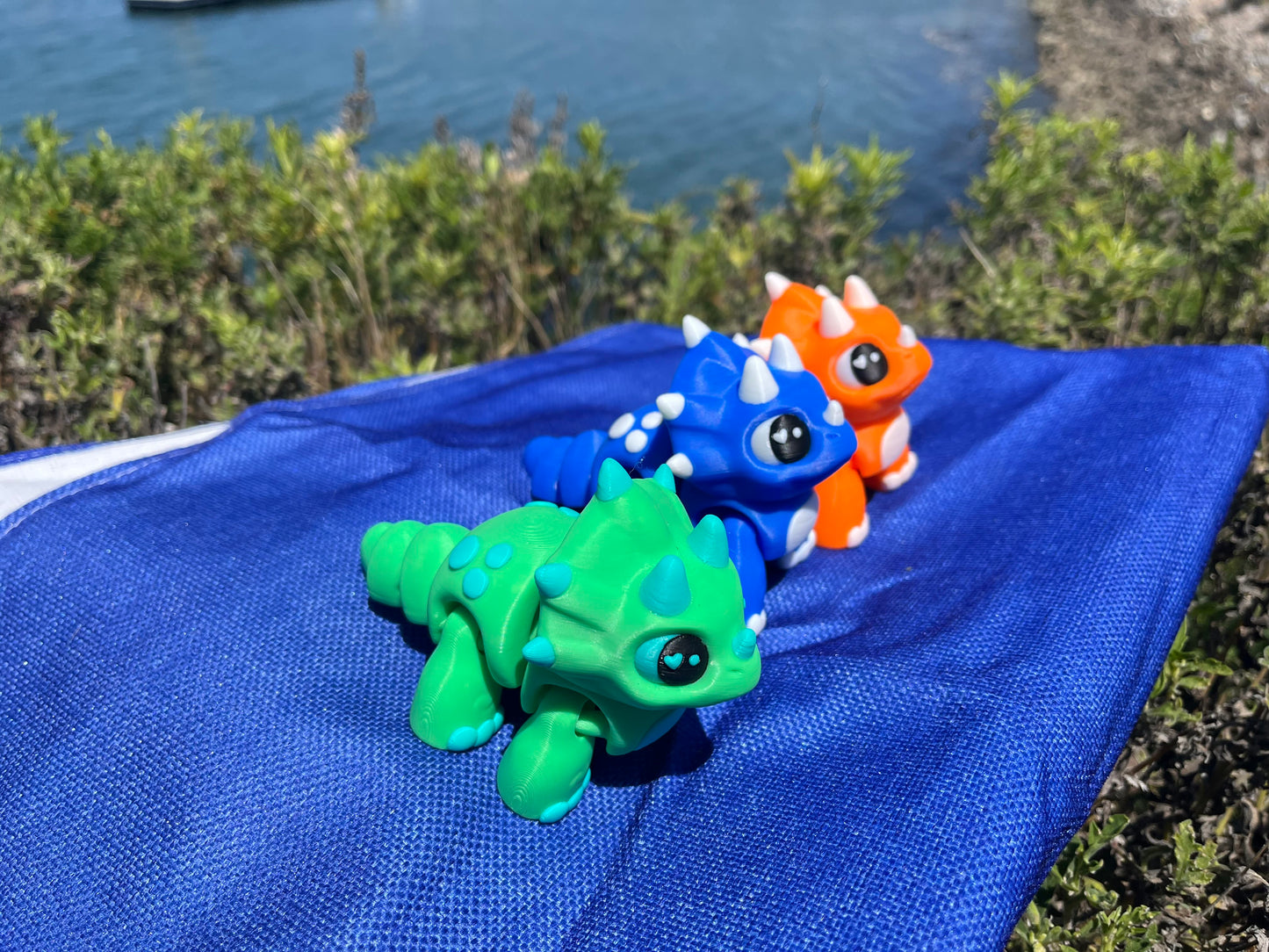 Triceratops Flexi – 3D Printed Figurine (Designed by SugarPaws3D, Printed by Los 3D Locos)