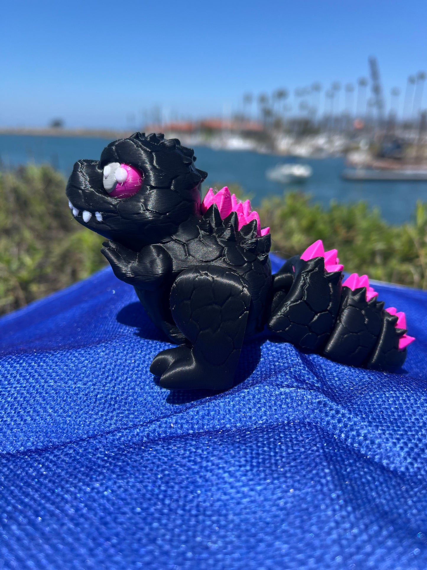 Flexi Kaiju - 3D Printed Desk Monster