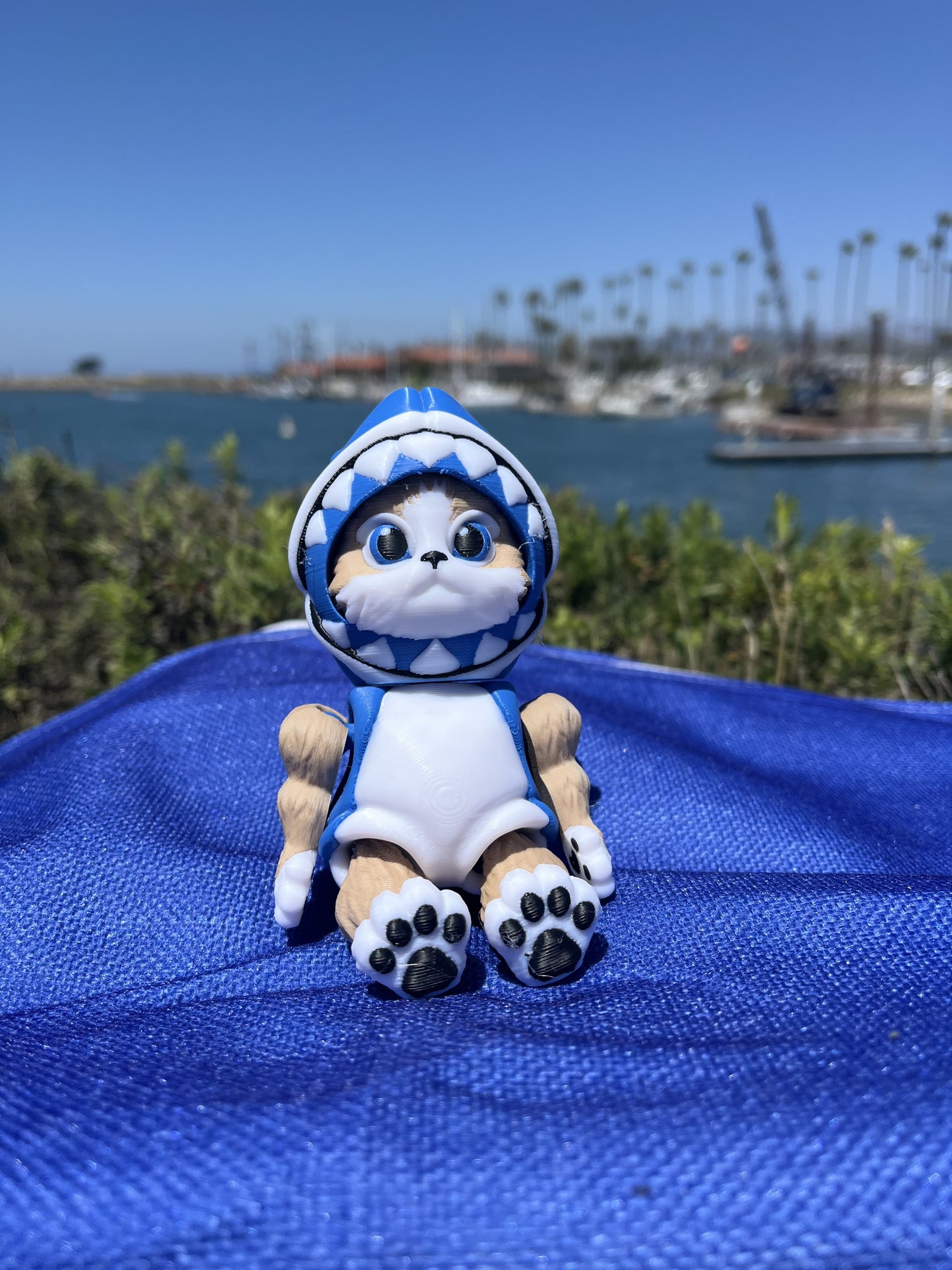 Kitty Shark – 3D Printed Figurine by MysticSaige (Printed by Los 3D Locos) – Available in Red &amp; Blue!